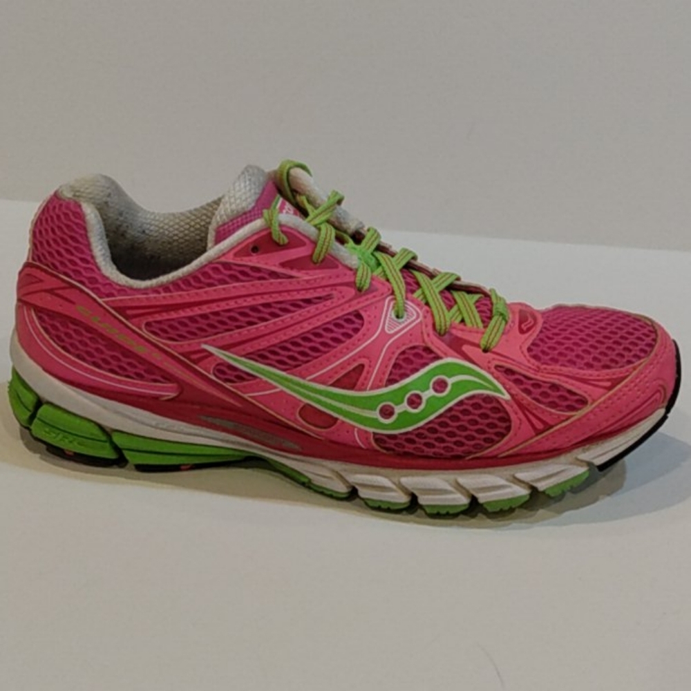 Women's Saucony Guide 6 Running Shoes Size 9.5M